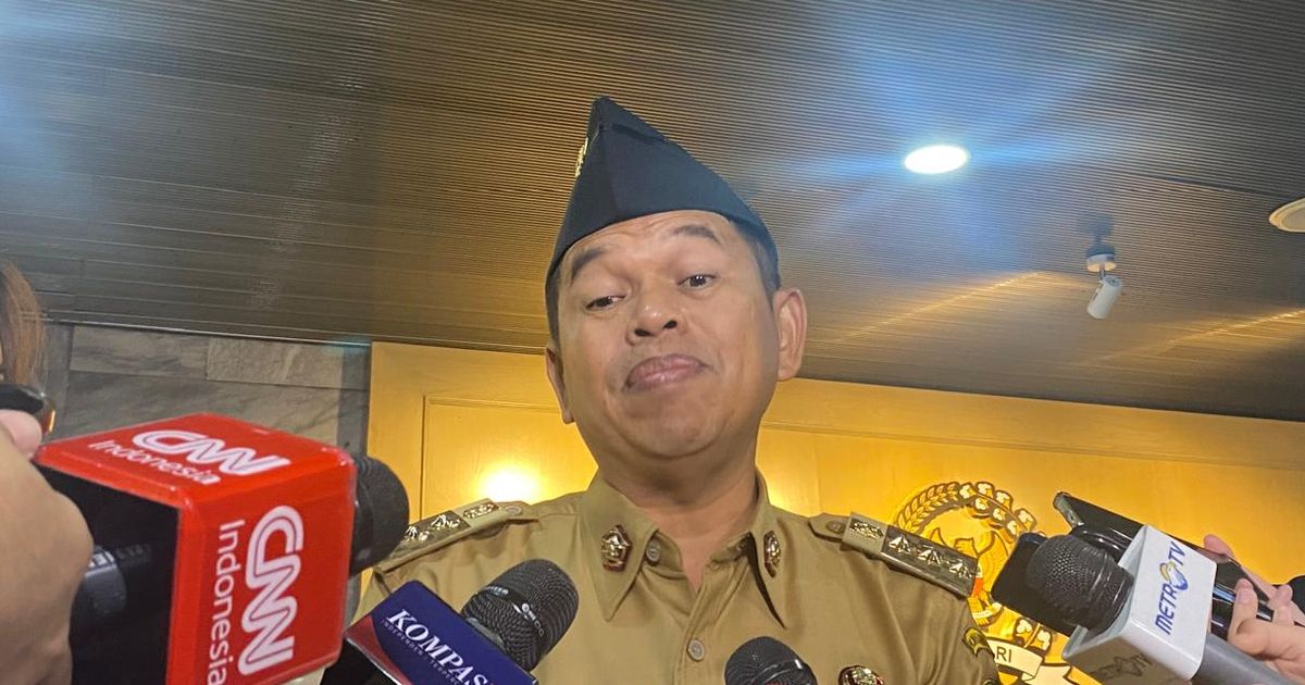 VIDEO: Respon DPR, Dedi Mulyadi Larang Wisuda TK hingga SMA