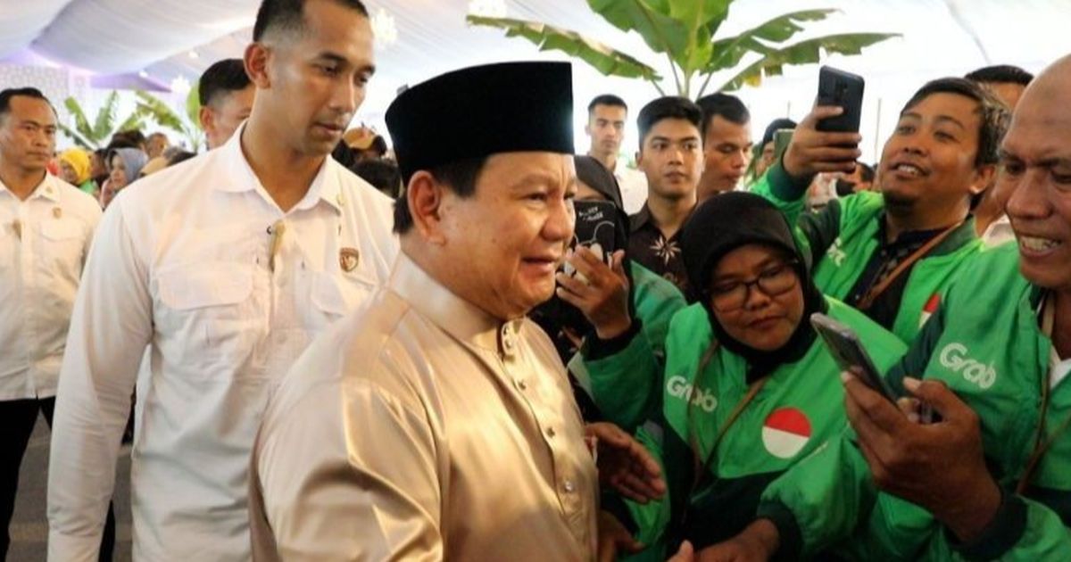 Prabowo Ingatkan Teknologi Bisa Gantikan Ribuan Pekerja, Indonesia Harus Siap Mental