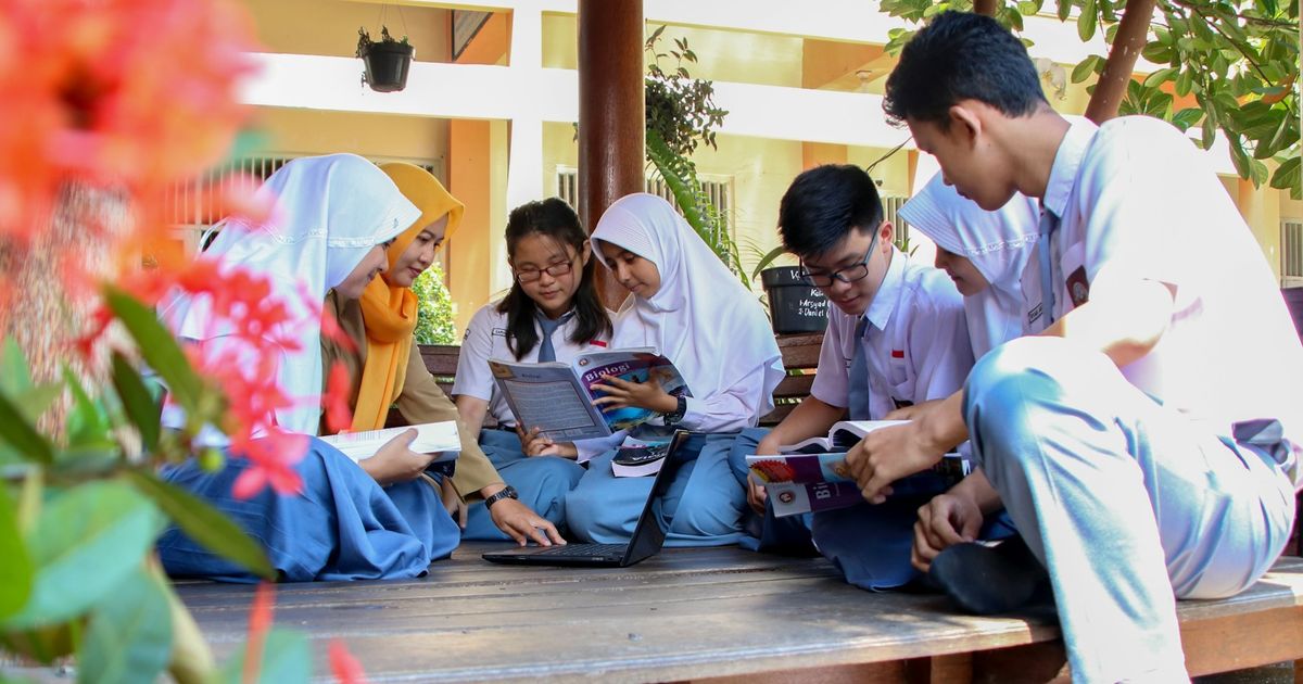 105 Ucapan Selamat Hari Pendidikan Nasional yang Inspiratif
