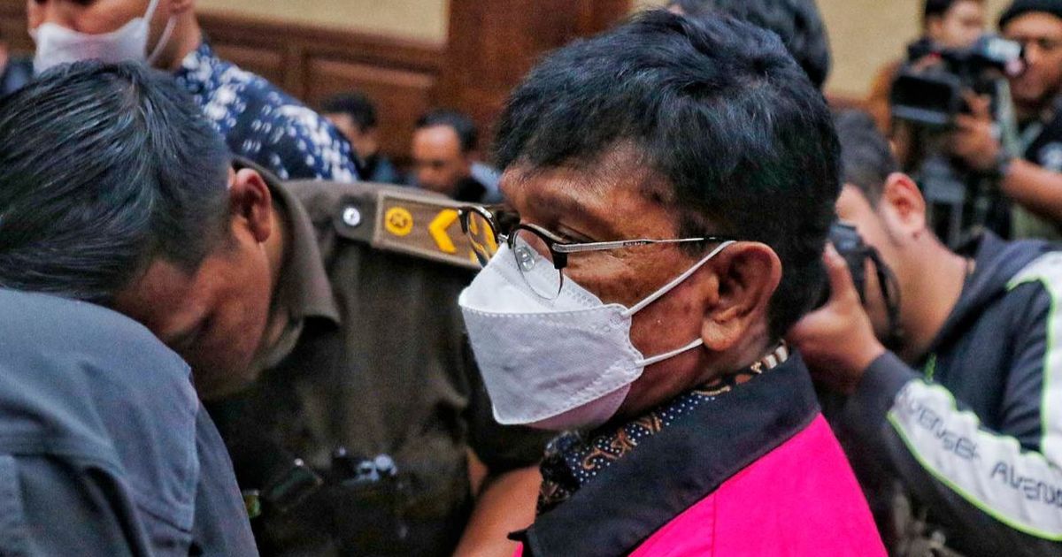 PK Ditolak MA, Johnny Plate Tetap Dihukum 15 Tahun Penjara