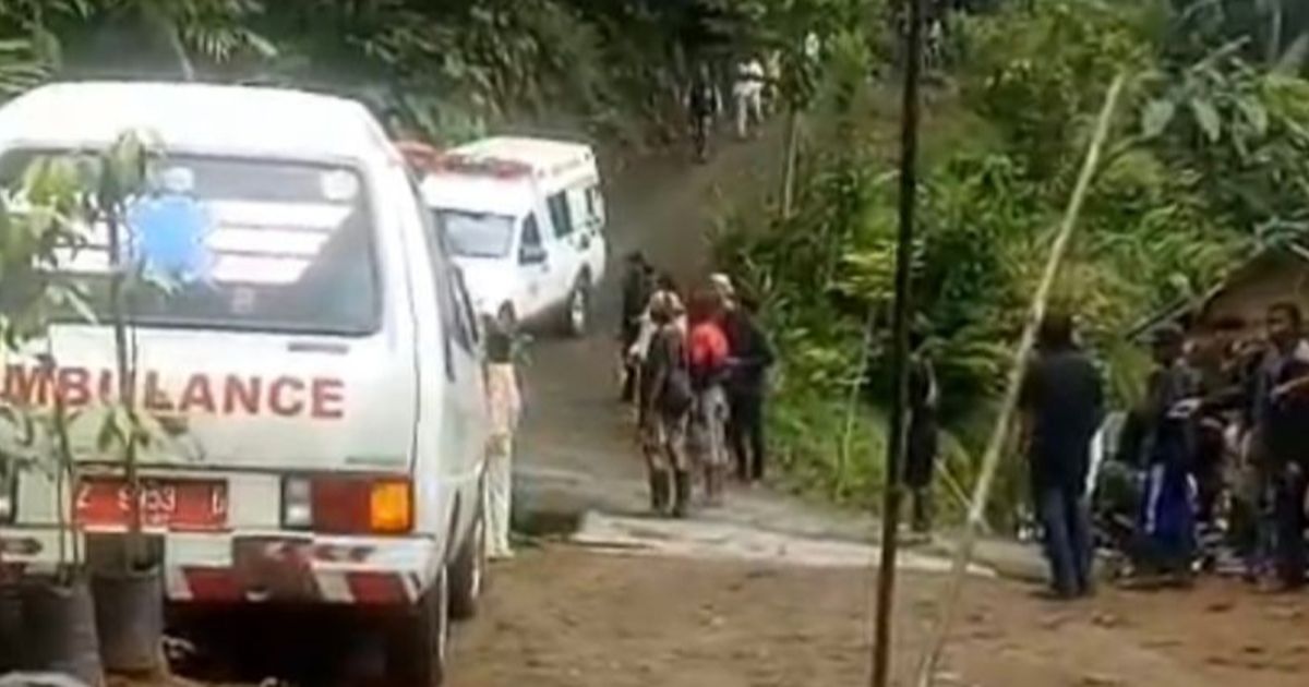 VIDEO: TNI Siap Tanggung Jawab Bantu Proses Pemakaman Warga Sipil Korban Ledakan Amunisi di Garut