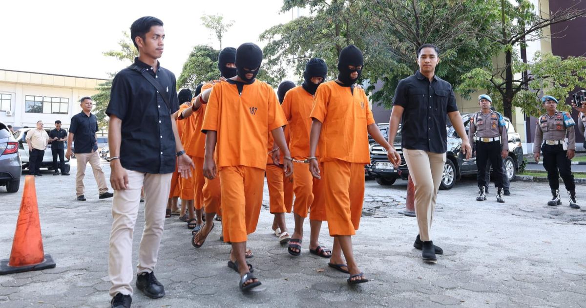 Ngeri! Aksi Preman Palak Sopir Truk Rp1,5 Juta di Kawasan Industri Terboyo Semarang