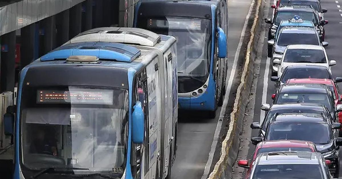 Penumpang TransJakarta Ditemukan Tewas di Toilet Halte Kampung Melayu