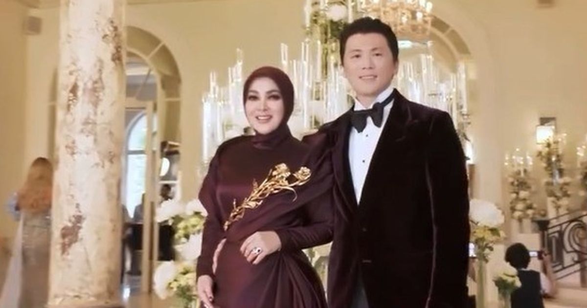 Bukan Orang Sembarangan, Ternyata Ini Sosok yang Undang Syahrini dan Reino Barack Hadir di Gala Dinner 'Listen to The Parole' 2025