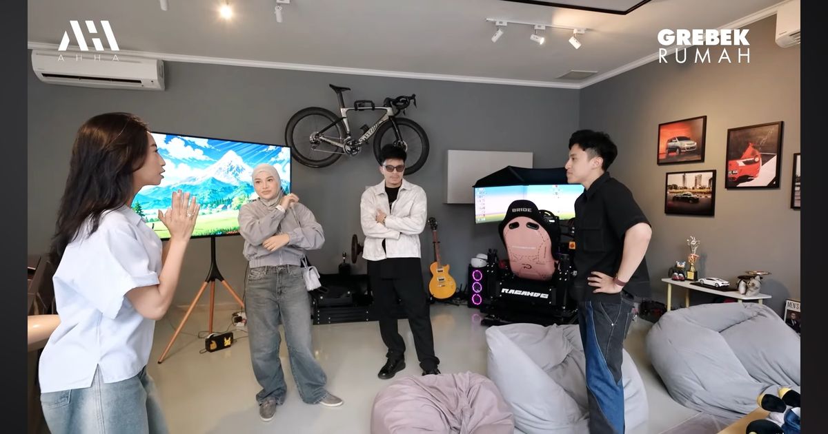 5 Potret Garasi Sekaligus Gaming Room Mewah Sangun Ragahdo Anak Henry Yosodiningrat, Ada Simulator Balap Mobil Hingga Lamborghini