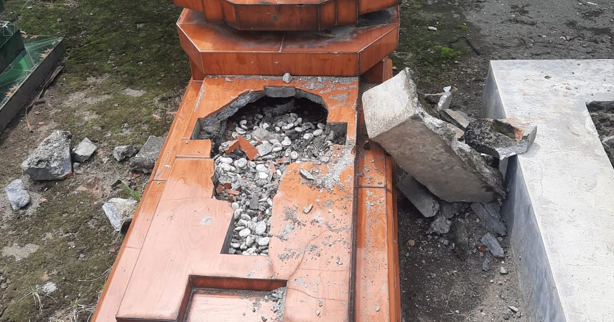 Geger, Belasan Nisan Salib di Bantul Dirusak Orang Tak Dikenal