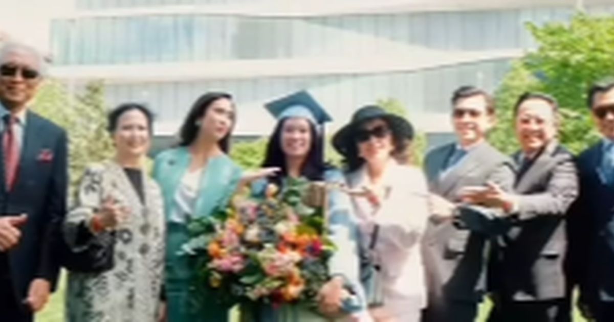 Katyana Raih Dua Gelar Master Sekaligus di Amerika Serikat Ternyata Anak Menteri Cantik di RI