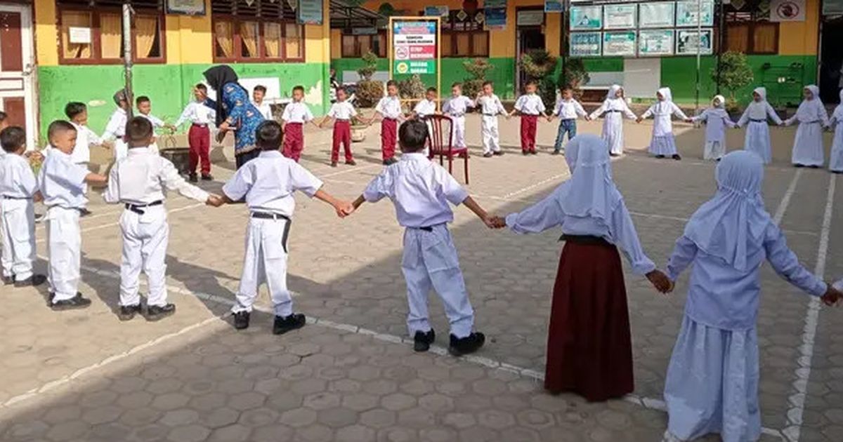 Bukan Hanya Ki Hajar Dewantara, Ini Tokoh-Tokoh Pelopor Pendidikan Indonesia