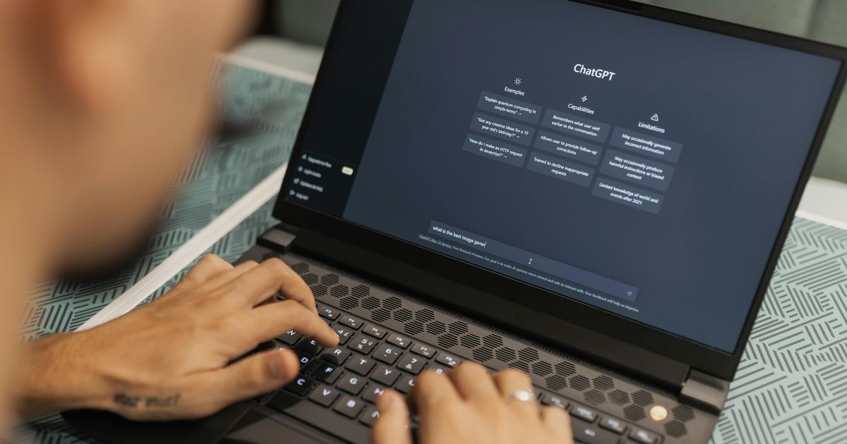 Tak Terima Dosen Pakai ChatGPT, Mahasiswa Tuntut Uang Kuliah Dikembalikan