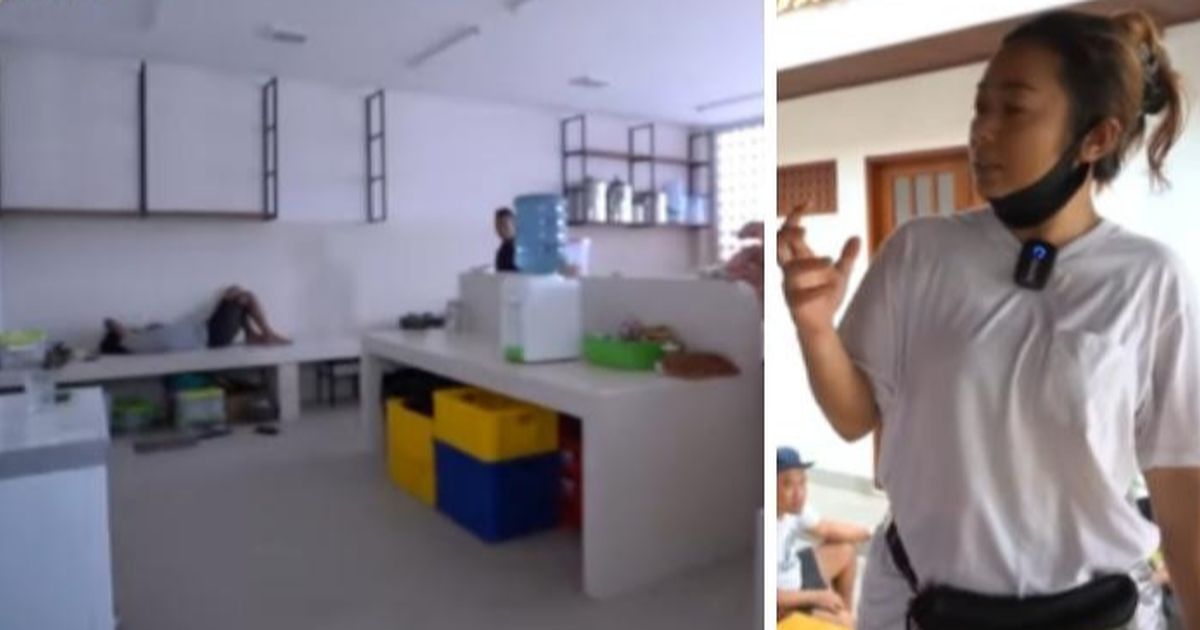 5 Potret Dapur di Pendopo Soimah di Jogja, Seluas Lapangan Futsal & Meja Super Panjang Sampai Bisa Dipakai Tiduran
