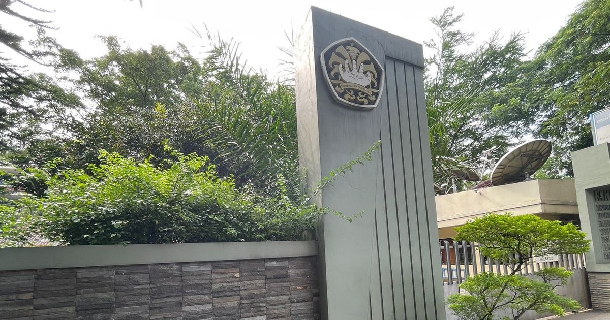 Jerit Tangis Korban Pelecehan Seksual Rektor UP ke Wamen Veronica Tan: Saya Minta Keadilan, Bukan Cari Panggung