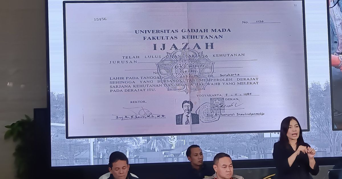 VIDEO: Penampakan Skripsi & Ijazah Jokowi Bukti Asli Lulusan UGM Dibuka Bareskrim Polri