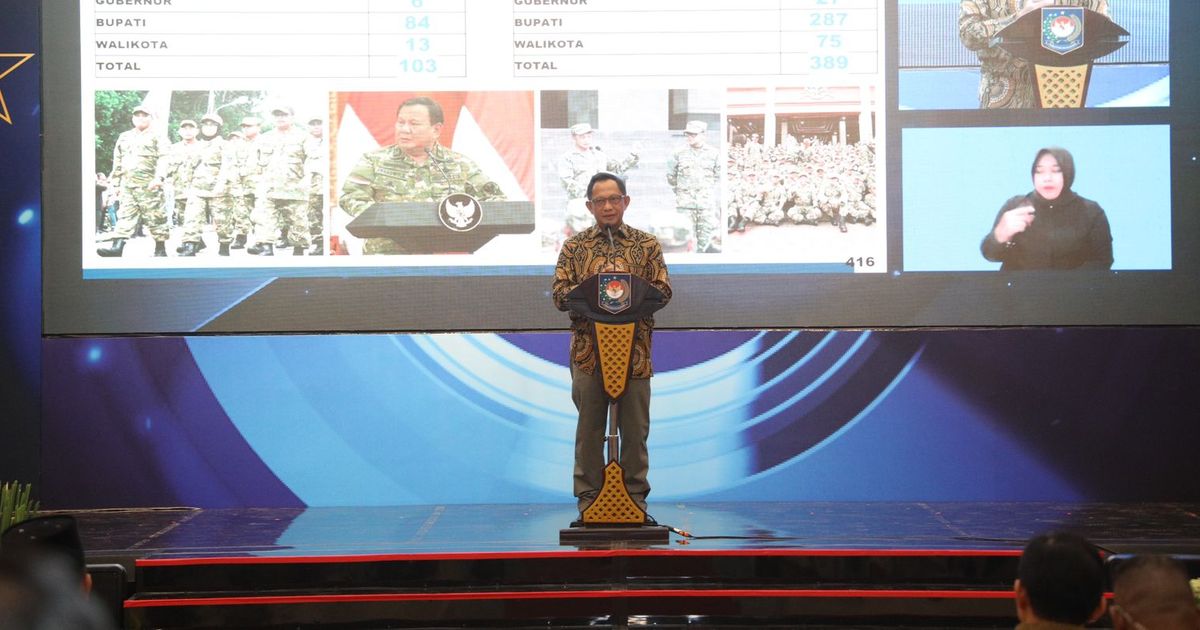 Kemendagri Beri Penghargaan kepada Pemda dengan Kinerja Penerapan SPM Terbaik