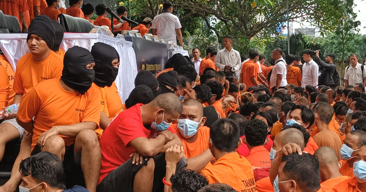 VIDEO: Skema Bagi-Bagi Uang Keamanan Ormas Bekasi 