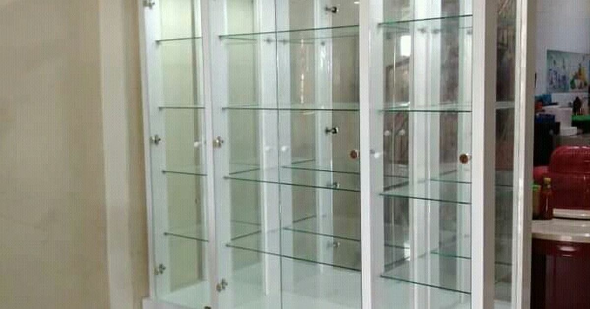 Lemari Hias Minimalis, Panduan Lengkap Memilih dan Merawat Furnitur Estetis