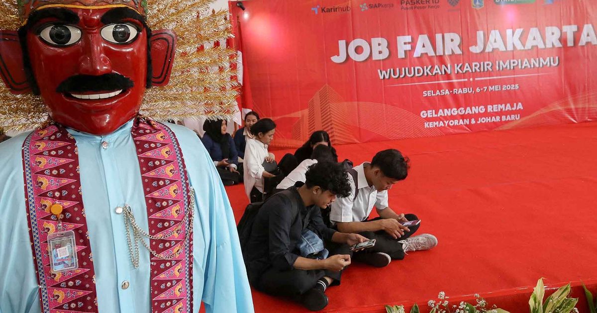 FOTO: Job Fair Jakarta Dipadati Pencari kerja