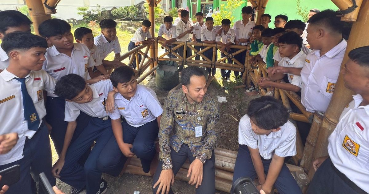 Wali Kota Solo Minta Sekolah Kembalikan Iuran Perpisahan