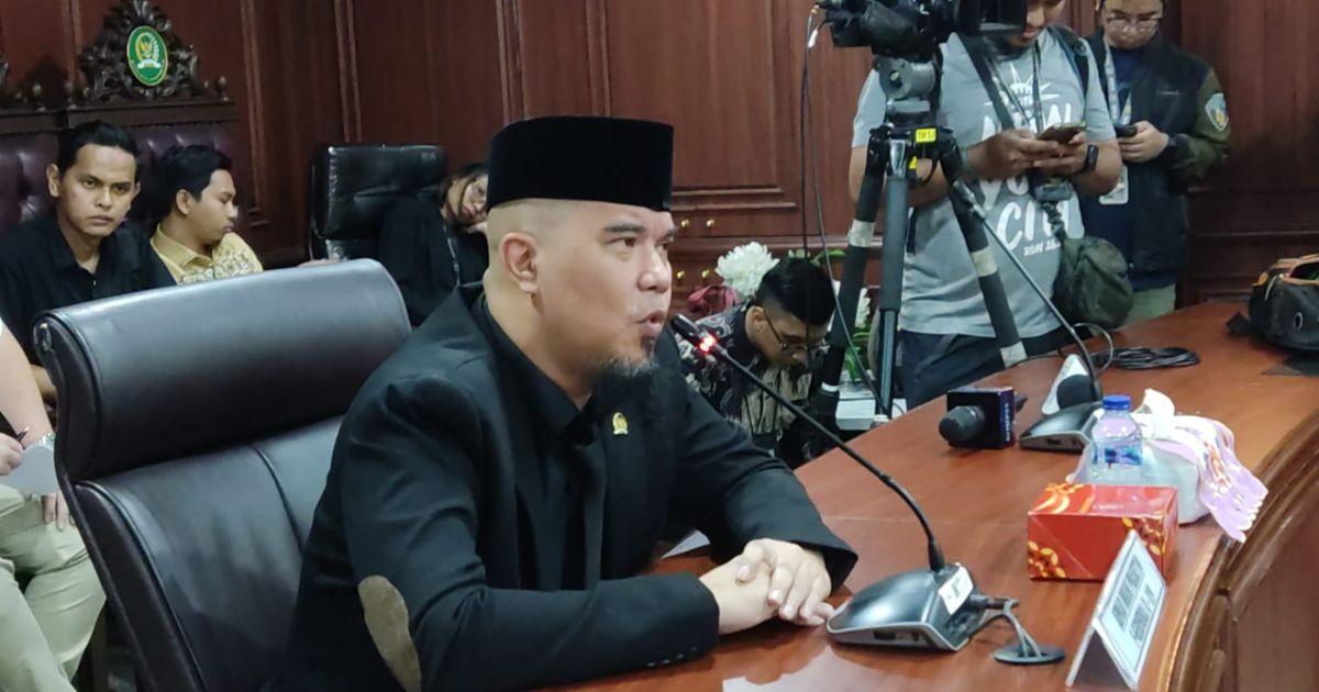VIDEO: Menohok Nasihat Jenderal Polri, Tatap Tajam Bikin Ahmad Dhani Terdiam di MKD DPR
