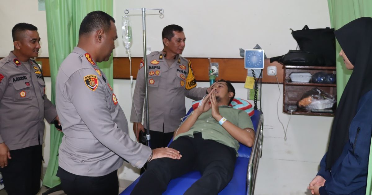 Puluhan Polisi Luka-Luka saat Amankan Demo di Depan Pemprov Lampung, 2 Orang Kepala Bocor Terima 11 Jahitan