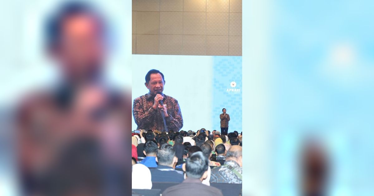 Di Hadapan Presiden Prabowo, Mendagri Tito Sampaikan Tiga Langkah Penting Daerah Perkuat Kapasitas Fiskal
