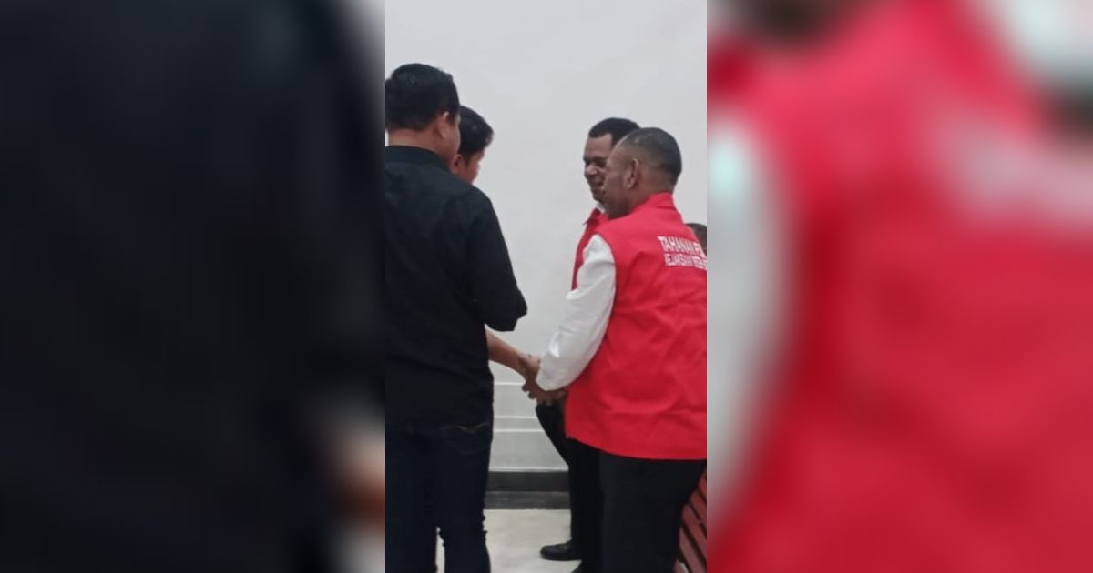 Empat Aktivis Papua Diterbangkan dari Sorong untuk Jalani Sidang Kasus Makar di Pengadilan Makassar