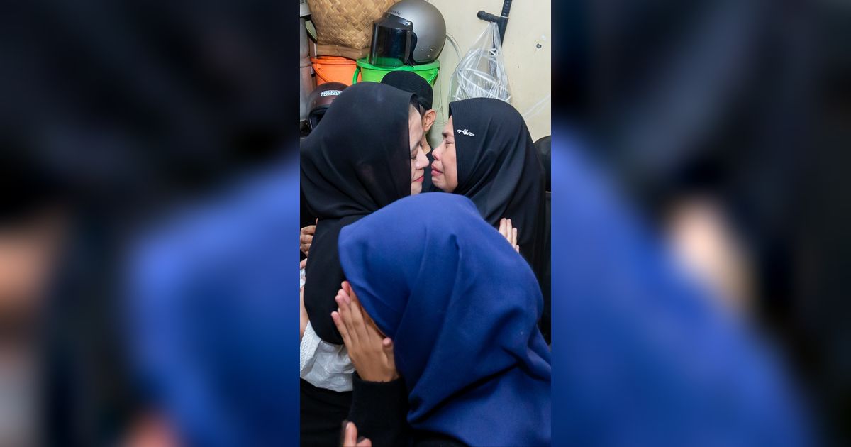 Takziah ke Rumah Duka, Puan Janji Bantu Pendidikan Adik dan Belikan Motor Buat Ayah Affan