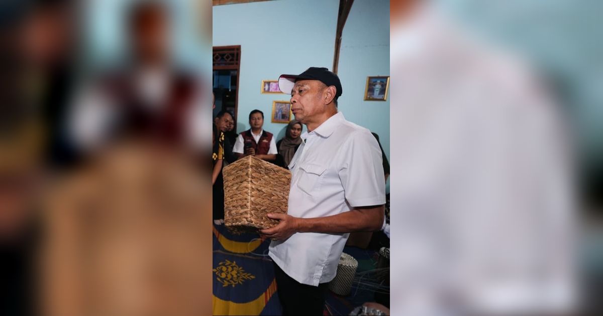 Kemensos Bangun Kampung Berdaya di Banyumas, Hasil Kerajinan Diekspor ke Amerika