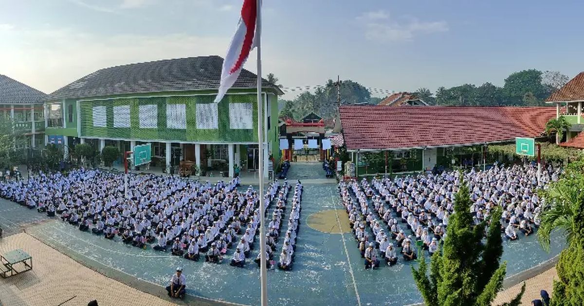 {{caption}}