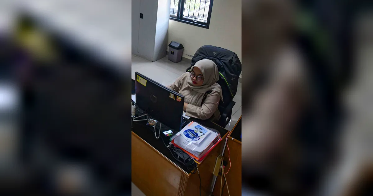 FOTO: Suasana Kantor Sepi Saat Penerapan WFH ASN