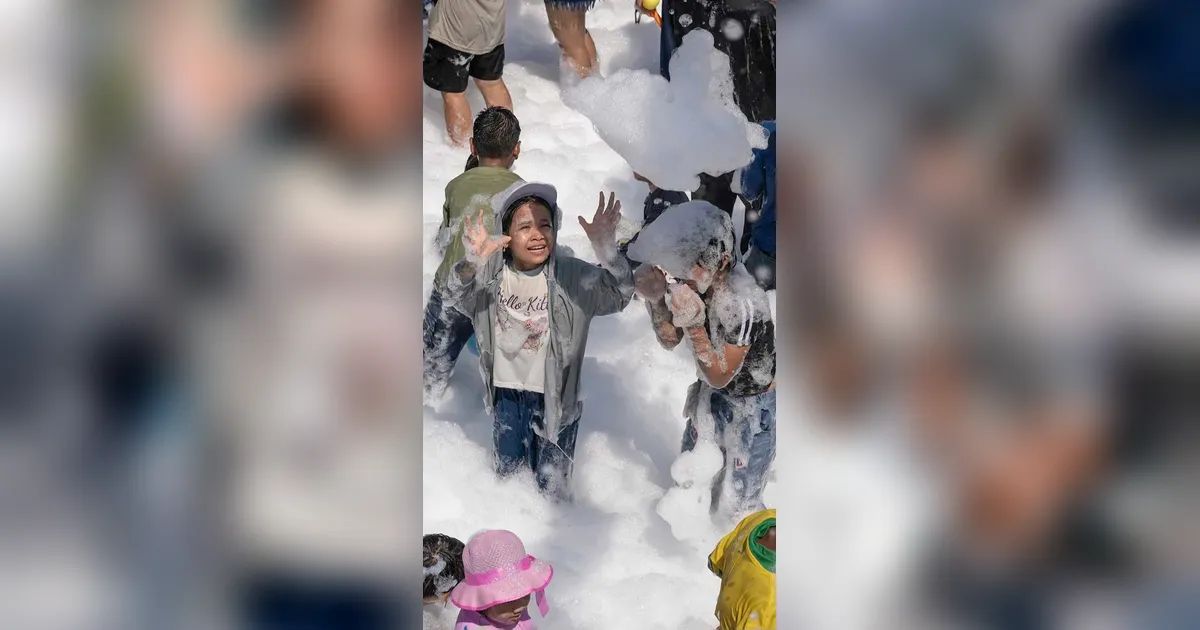 FOTO: Kemeriahan Festival Air Thingyan di Yangon