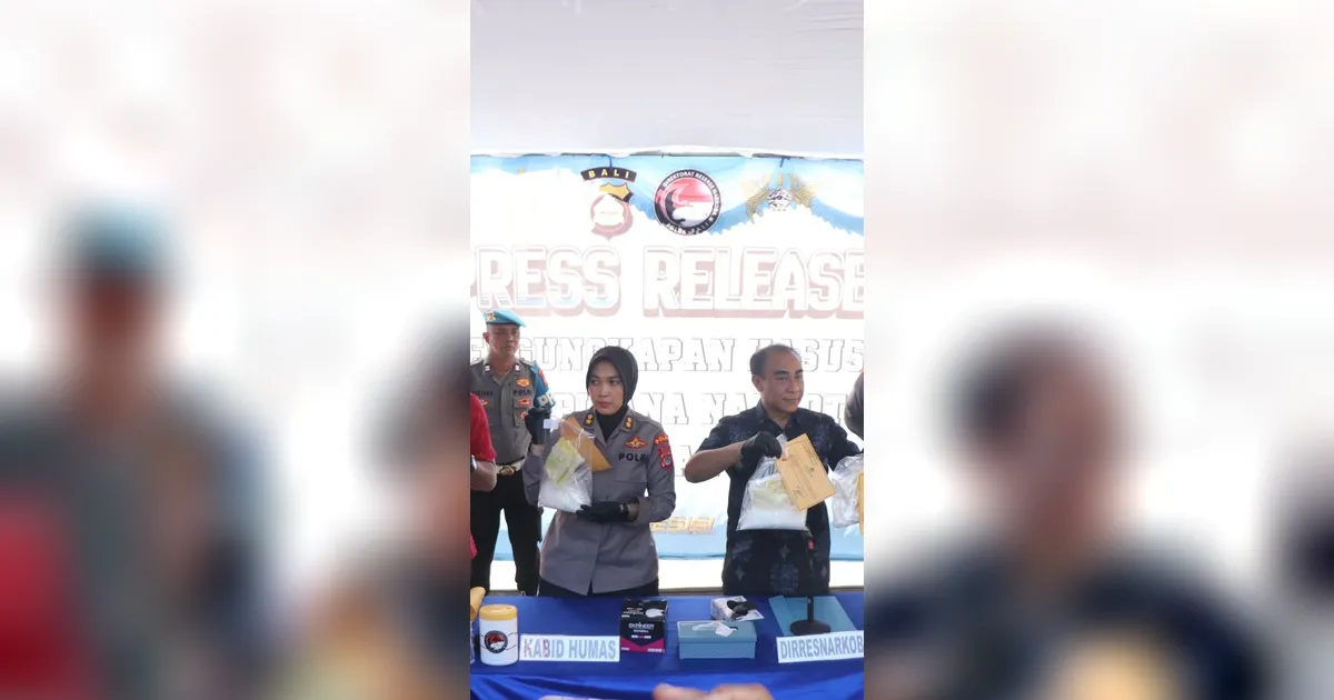 Tergiur Bayaran USD 1.000, WN Kazakhstan Nekat Bawa 2,5 Kg Kokain ke Bali