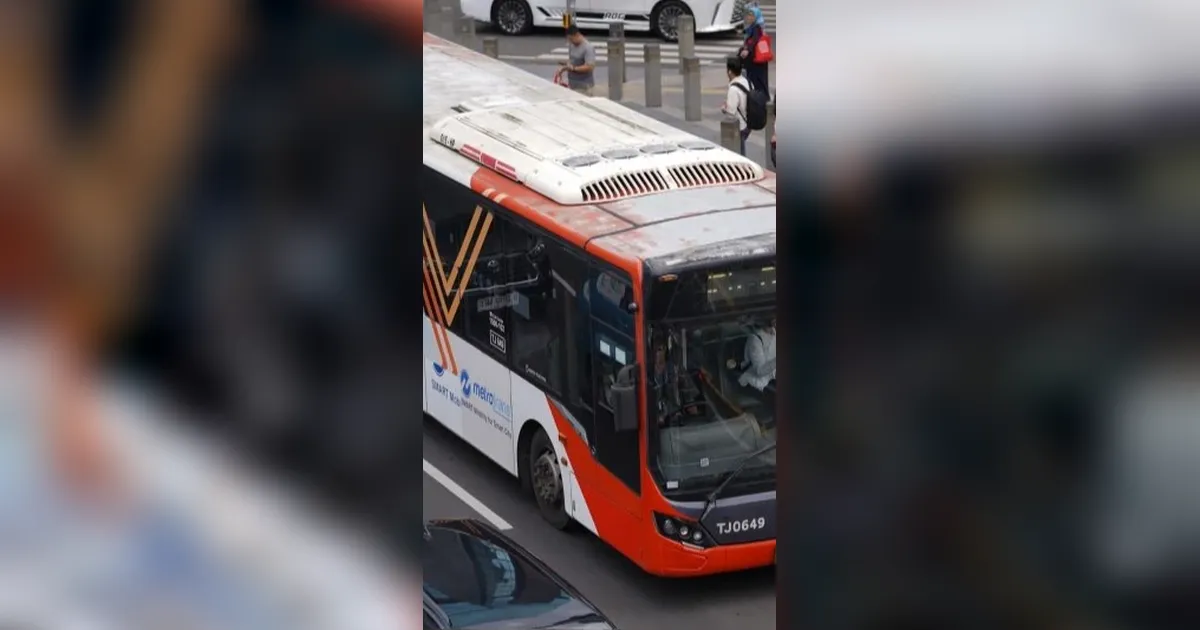 Bus Transjakarta Tabrak Sepeda Motor di Jakut, Pengendara Luka dan Penumpang Tewas di Tempat