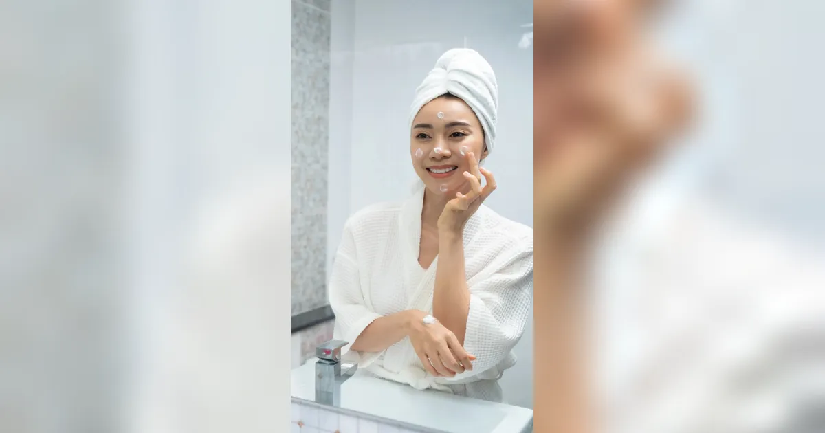 Jaga Kulit dari Breakout Akibat Over-Skincare, Terapkan Prinsip “Less Is More”