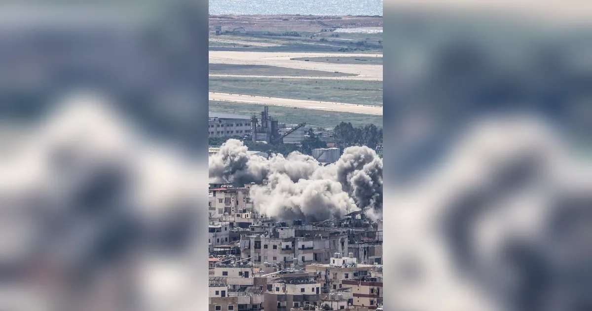 FOTO: Pasca Gencatan Senjata dengan  Iran, Israel Luncurkan Serangan Besar ke Lebanon