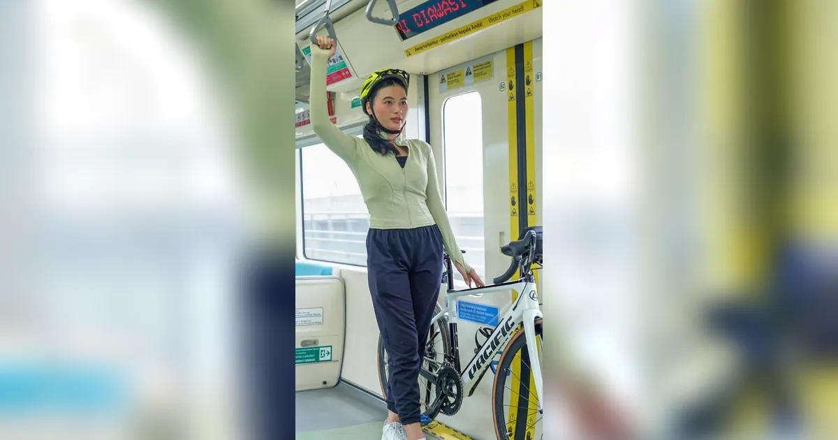 FOTO: LRT Jabodebek Operasikan 270 Perjalanan Selama Libur Panjang