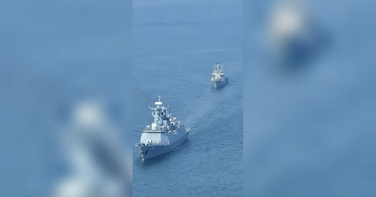 FOTO: TNI AL dan Pakistan Navy Gelar Latihan Tempur Bersama di Laut Jawa