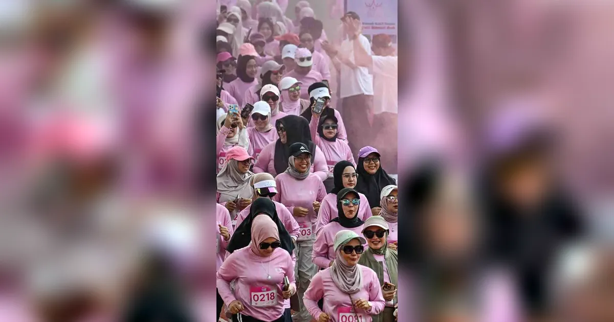 FOTO: Keseruan Lari Santai Khusus Wanita di Banda Aceh
