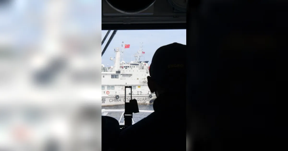 Kerahkan Armada Tempur, Filipina Tantang dan Usir Kapal China