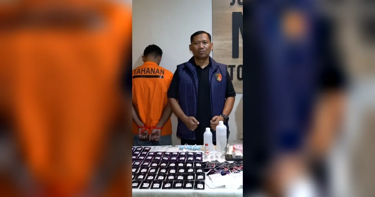 Polisi Bongkar Home Industry Vape Narkoba di Bekasi, Puluhan