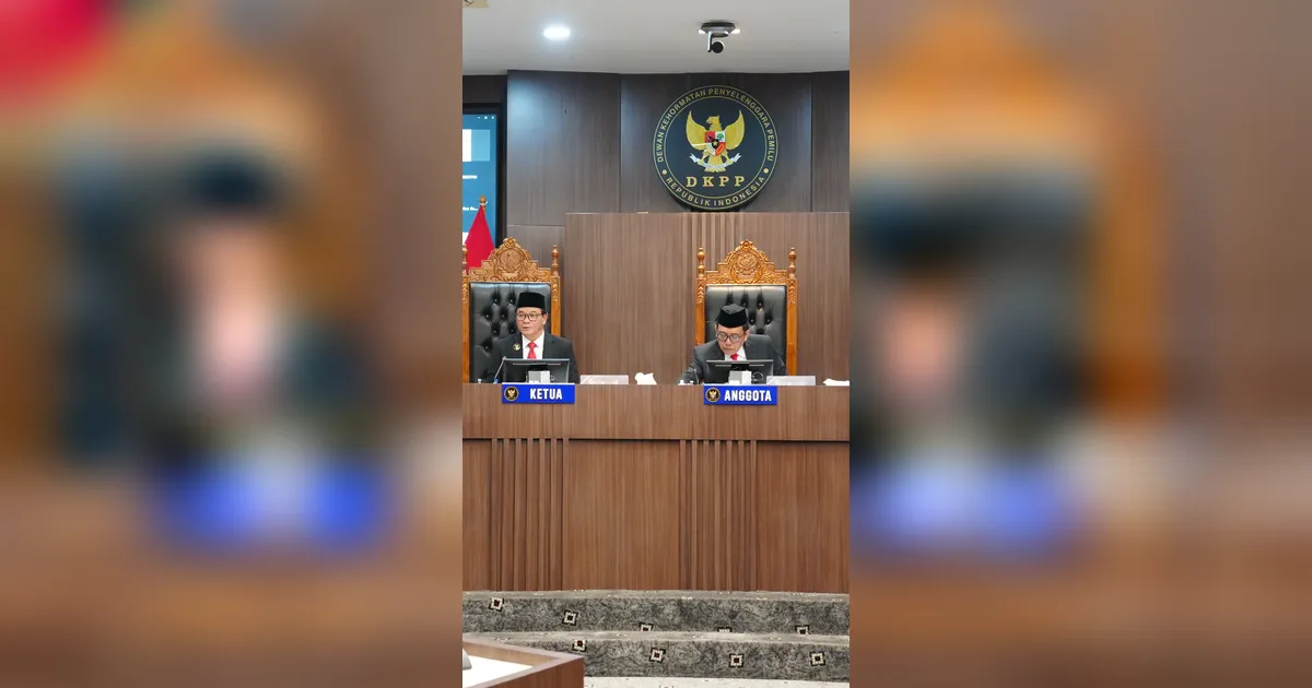 Kumpul Kebo dengan Bawahan dan Pungli Seleksi PPK, Anggota KPU OKU Timur Dipecat DKPP