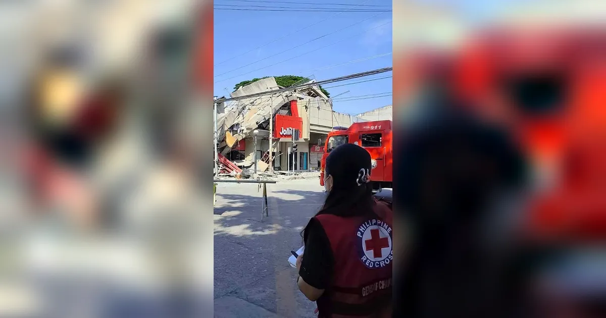 FOTO: Gempa Berkekuatan 7,8 Guncang Filipina Selatan dan Pic