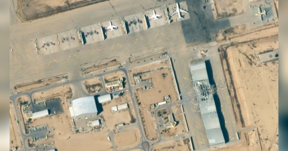 FOTO: Terungkap Lewat Satelit, Ini Potret Pangkalan Militer Israel Babak Belur Dihantam Rudal Iran