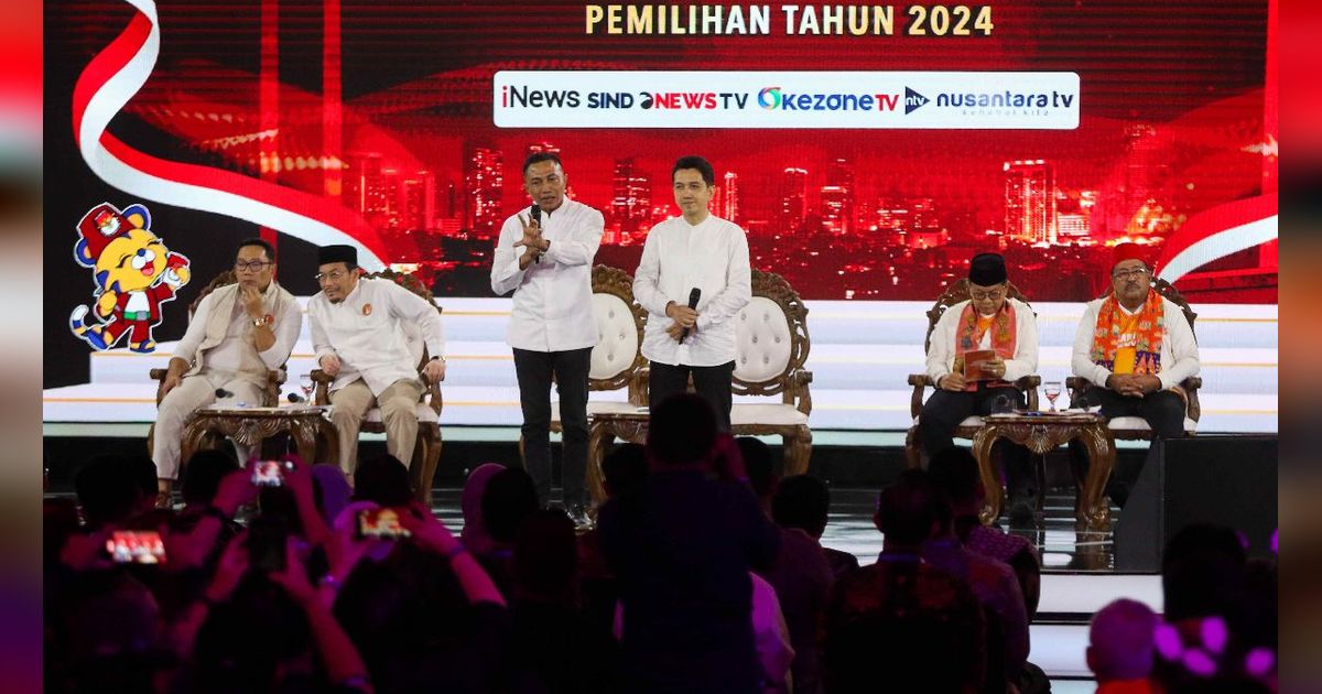 FOTO: Momen Debat Perdana Pilkada Jakarta 2024: Ridwan Kamil dan Pramono Tenang, Dharma Pongrekun Sempat Gugup