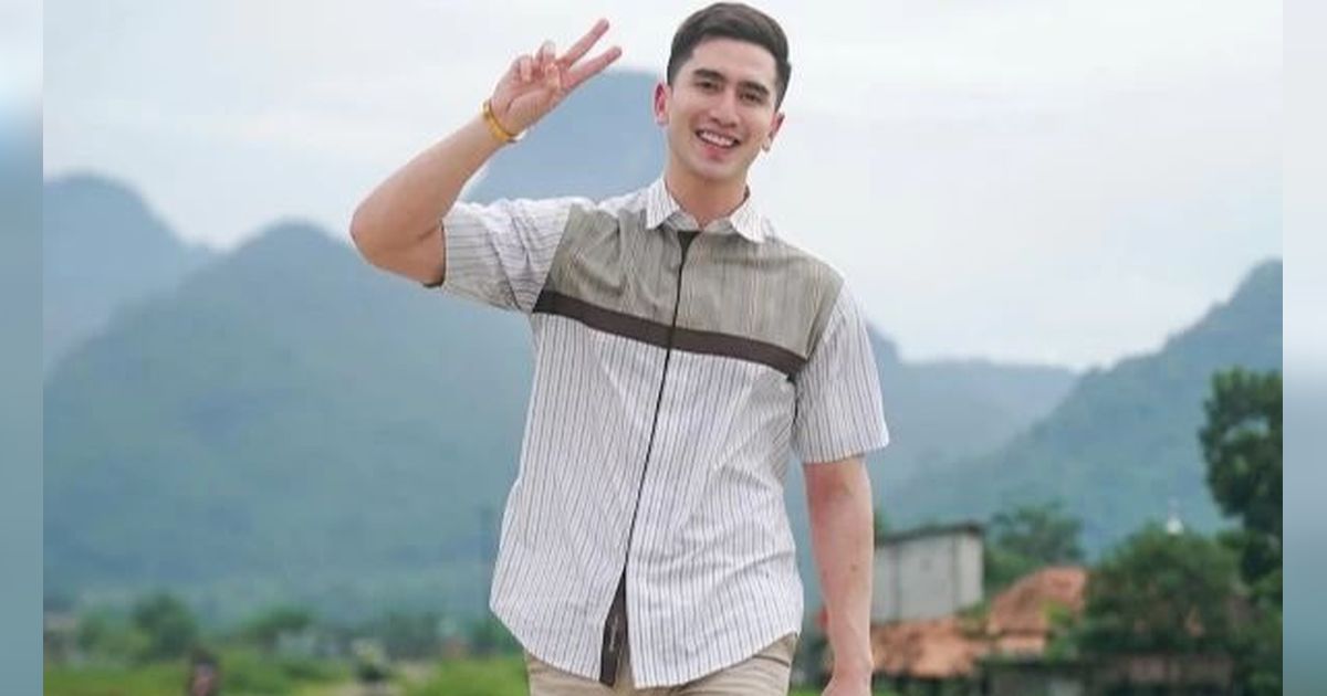 Pertama Kali Nyaleg! 10 Artis Ini Langsung Lolos Ke Senayan, Terakhir Bikin Heran