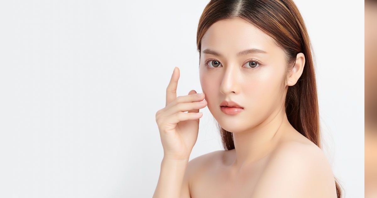 Teknik Pakai Setting Spray Biar Makeup Awet Seharian