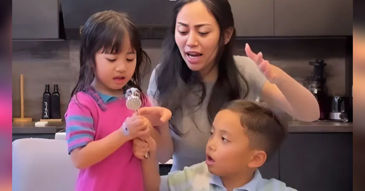 Rachel Vennya Masak Bareng Buah Hatinya, 'Tegang' tapi Kocak