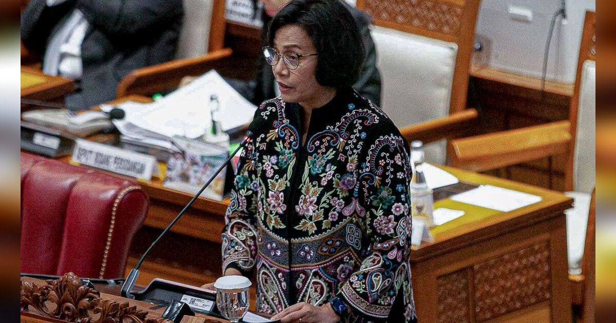 VIDEO: Kabar Gembira! Menkeu Sri Mulyani Sudah Cairkan THR PNS, TNI-Polri Rp13,4 Triliun