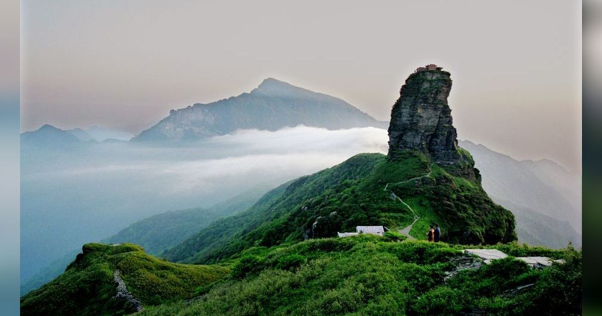 Netizen Heboh, Video Drone Perlihatkan Gunung Piramida di China Mirip Piramida Mesir