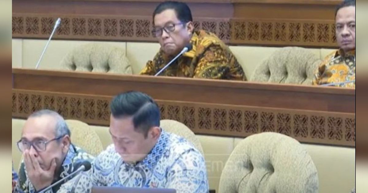 Momen Ibas Dampingi AHY Rapat Perdana di Komisi II DPR Sebagai Menteri ATR/BPN