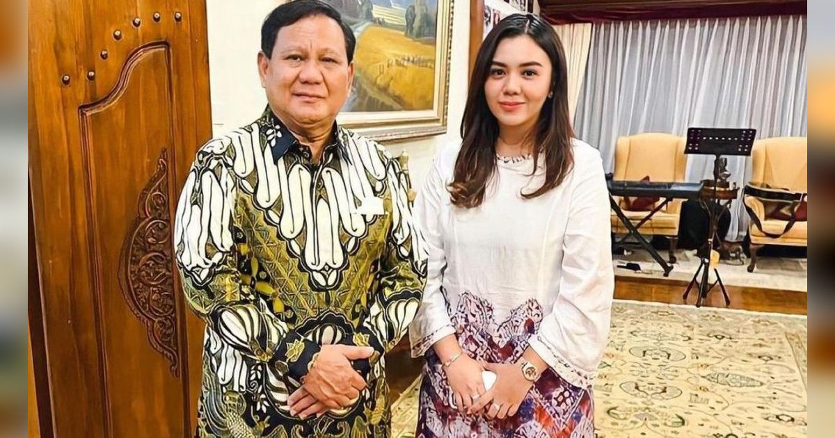10 Potret Bthari Ayeisha, Calon Ipar Ayu Ting Ting Ternyata Pacar Asli Mayor Teddy